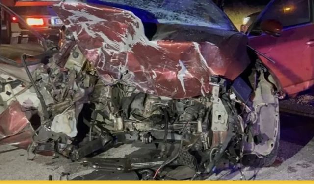 Polisten Kaçış Facia Getirdi: Çanakkale'de Ters Şeride Giren Araç İki Aileyi Yaktı