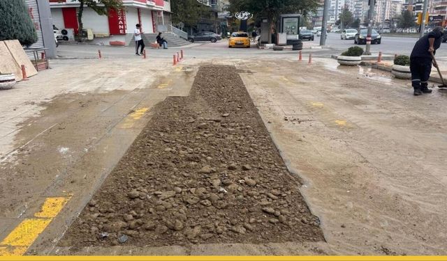 BASKİ, TPAO Bulvarı'nda Su Sızıntısını Hızlı Müdahaleyle Giderdi