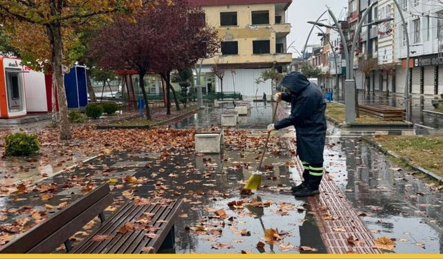 Batman Belediyesi Yağışla Mücadelede Seferber Oldu