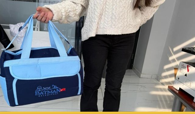 Batman’da Yeni Doğan Bebeklere İlk Hediye Belediyeden: 2000 Aileye "Hoş Geldin" Desteği