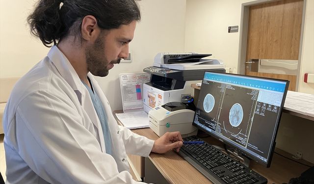 Batman'da Başarılı Operasyon: 7 Yaşındaki Ensar, 5 Saatlik Ameliyatla Beyin Tümöründen Kurtarıldı