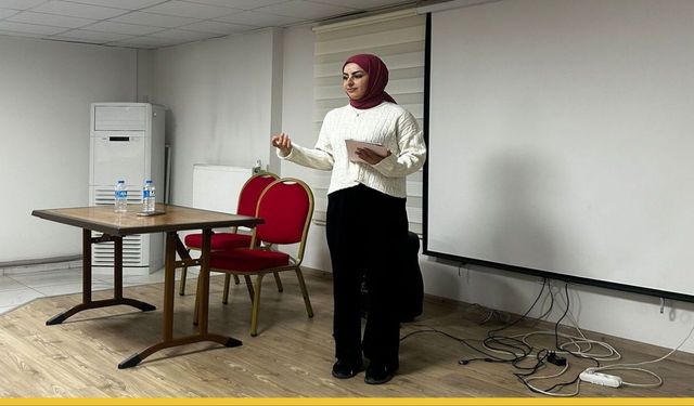 Batı Raman Kız Öğrenci Yurdu'nda Kürsüm Projesi: Gençler Kendini İfade Ediyor