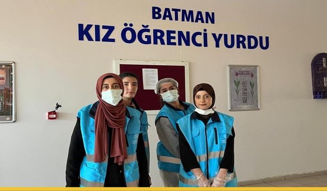 Batman Kız Yurdu Öğrencilerinden Örnek Proje: 70 Aileye 1000 Öğün Yemek