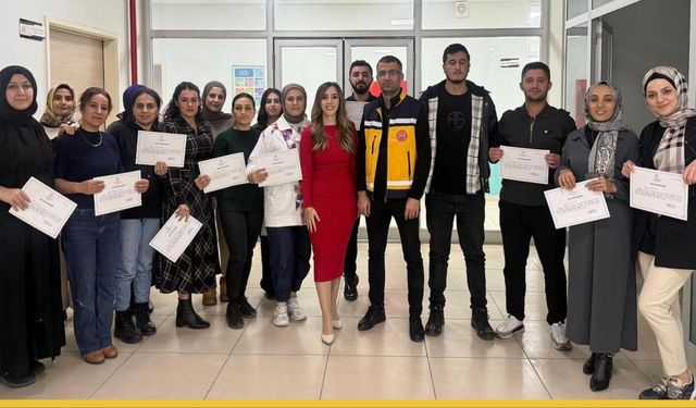 Batman'daki Tüm Ebeler Yenidoğan Sağlığı İçin Eğitim Aldı