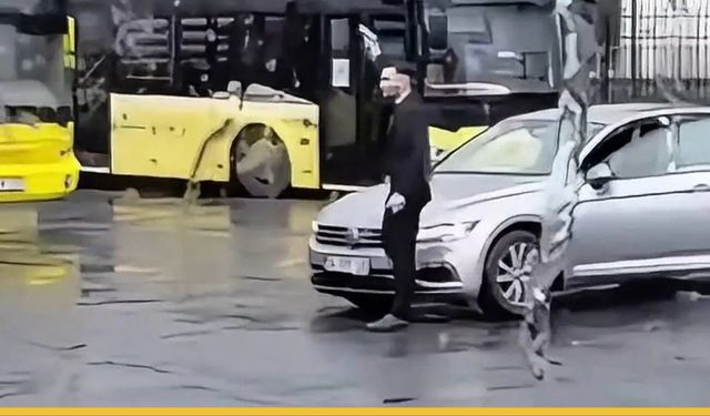 İstanbul Kağıthane'de Güpegündüz Silahlı Şov: Otobüs Durağında Havaya Ateş Açıp Arkadaşına Kaydettirdi