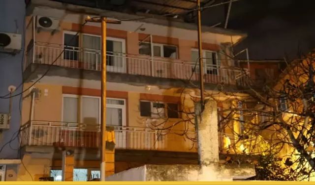 İzmir’de Hırsızlık Dehşeti: Ev Sahibini Öldürüp Gıda Malzemeleriyle Kaçtılar