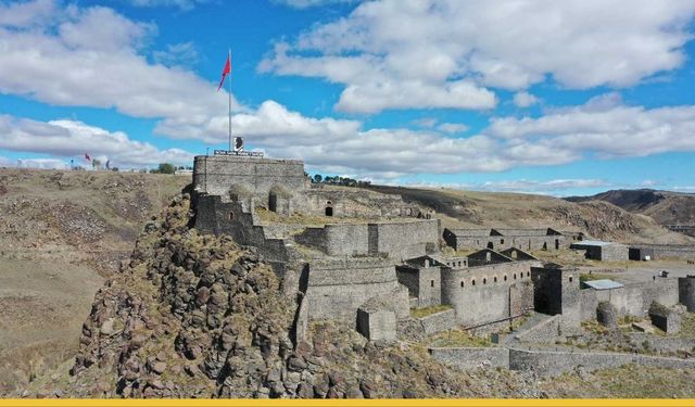 Kars Kalesi'ni Kim Fethetti ve Özelliği Nedir?