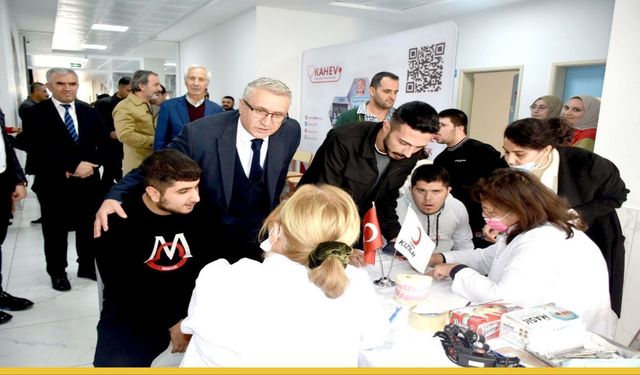 İzmir'den Batman'a Gönül Köprüsü: Özel Gereksinimli Öğrencilere Ücretsiz Ağız ve Diş Sağlığı Hizmeti