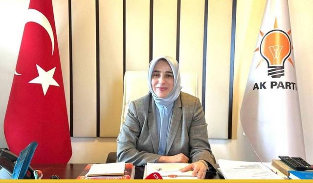 AKP'li Özlem Zengin'in Meclis'te 'Gurur Duyuyoruz' Çıkışı, Liyakat Tartışmasını Alevlendirdi