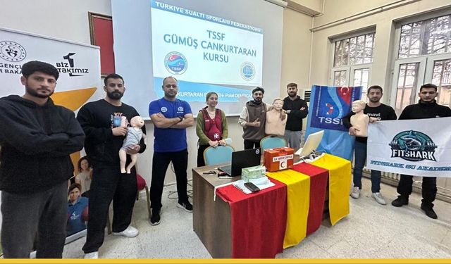 Gençlik ve Spor İl Müdürlüğünden Su Güvenliğine Odaklı "Gümüş Cankurtaran" Eğitimi