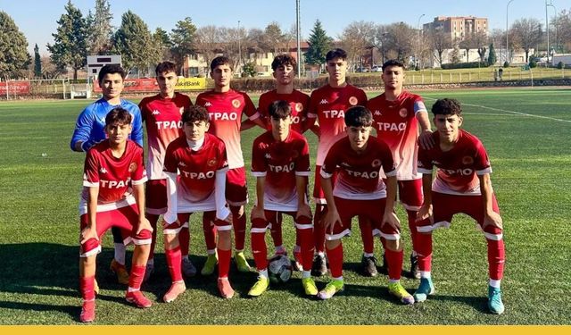 Petrolspor U15’ten Yarım Düzine Gol: Liderlik "Farkla" Perçinlendi!
