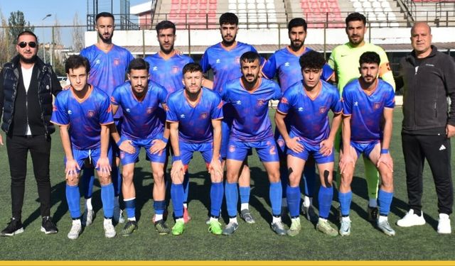 Zirve Takibi Bırakmadı: 1955 Batman Belediye Spor, Petrolkent Spor Engelini 3 Golle Geçti