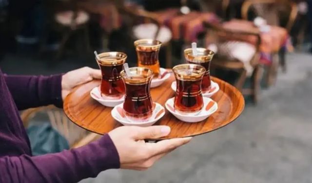 Batman'da Bir Bardak Çay 15 Lira Oldu