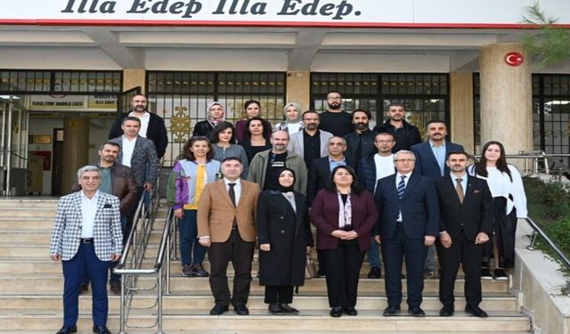 Batmanlı Gençlerin Geleceğine Akademik Dokunuş: 4 Yılda 40 Bin Öğrenciye Ulaşıldı