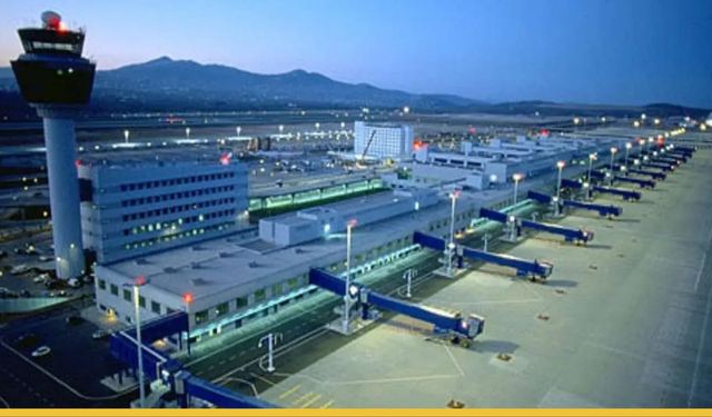 Yunanistan’da Kuleyle Bağlantı Tamamen Koptu: Havada Kalan Uçaklar Acil Kodla Türkiye’ye İndi