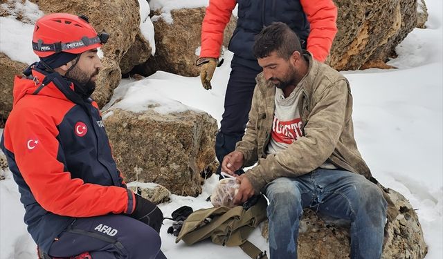 Karlı Dağların Mağarasında Umut Operasyonu: Mardin'de Çoban ve Sürüsü İçin Zamana Karşı Yarış
