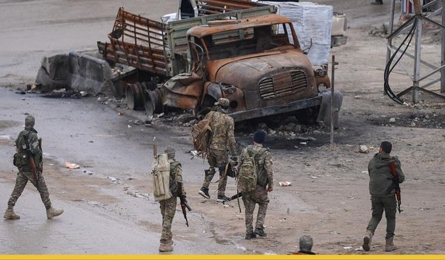 Rakka Sınırında Hareketli Saatler: Suriye Ordusu Fırat’ın Batısını Tamamen Kuşattı