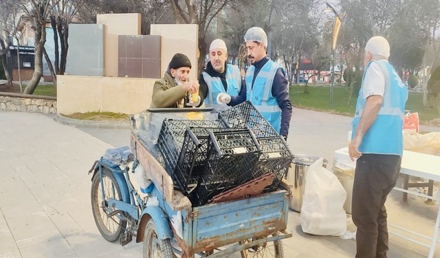 Batman Belediyesi’nden İftar'da Sıcak İkram