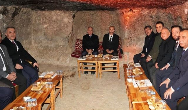 Bakan Ersoy Hasankeyf’in Yeni Turizm Yüzünü Yerinde İnceledi