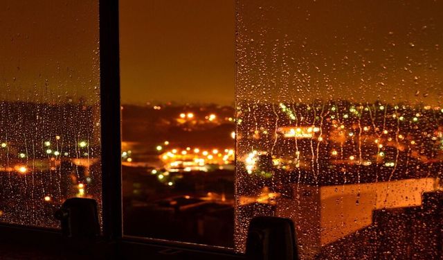 Batman'da Yağmur Duracak mı? Meteoroloji'den Pazar Günü İçin Kritik Saat Uyarısı