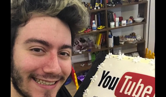 Enes Batur Havalimanında Karşılandı: Kelepçeli Dönüş Sosyal Medyayı Salladı