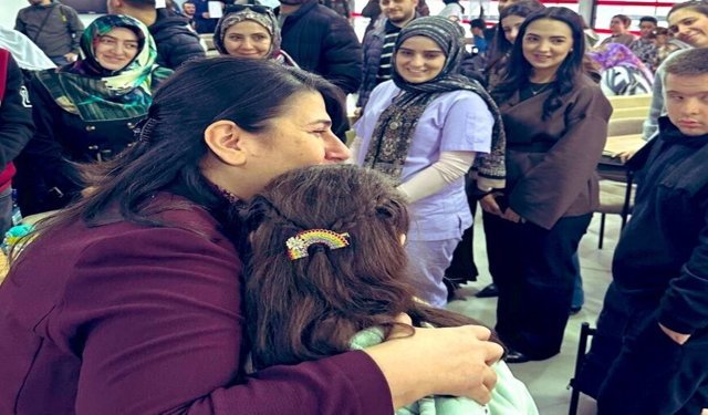 Batman’da "Özel Kalpler" Şarkılarla Buluştu