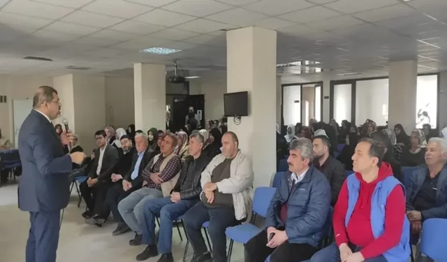 Batmanlı Umreciler Seminere Katıldı