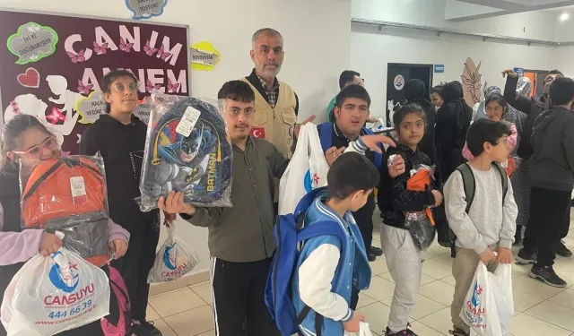 Batman’da Özel Öğrencilere Cansuyu: Gönüllüler Çocukların Yüzünü Güldürdü