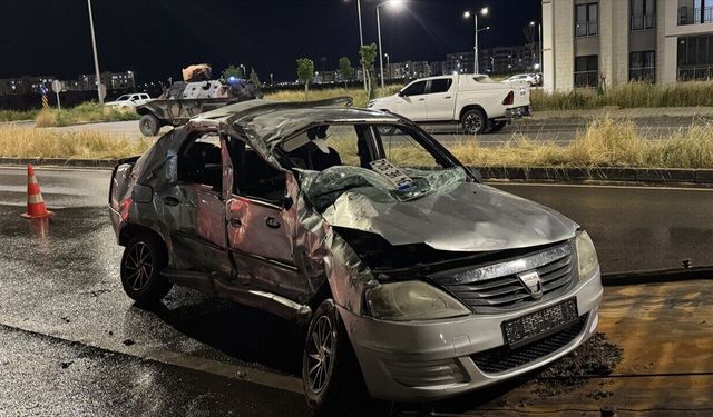 Diyarbakır’da Belediye Otobüsü ile Otomobil Çarpıştı, 2 Ölü, 5 Yaralı