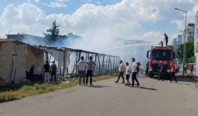 Batman’da Tütün Çadırı Yangını Söndürüldü