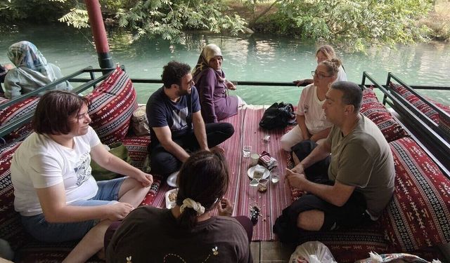 Batmanlı Özel Gereksinimli Bireyler Beyazsu'da Moral Buldu