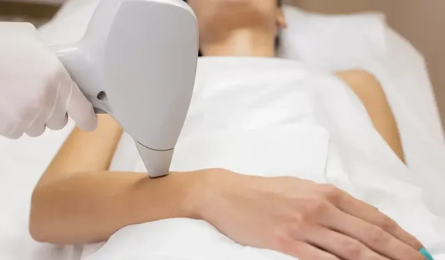 Epilasyon Merkezinde Gizli Kamera Skandalı: 14 Bin Görüntü Ortaya Çıktı