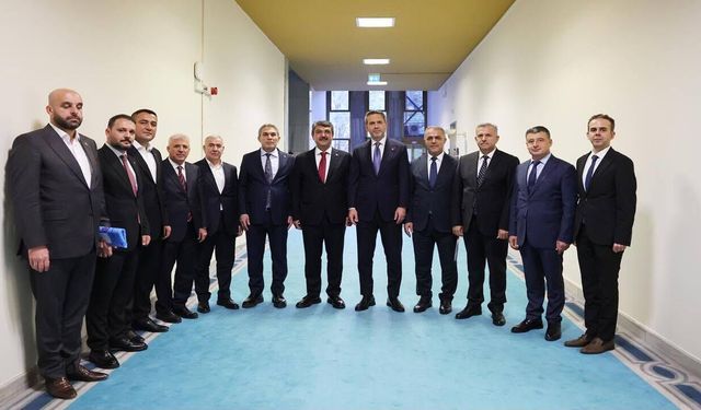 Nasıroğlu, Bakan Bayraktar’la Batman Enerjisini Görüştü