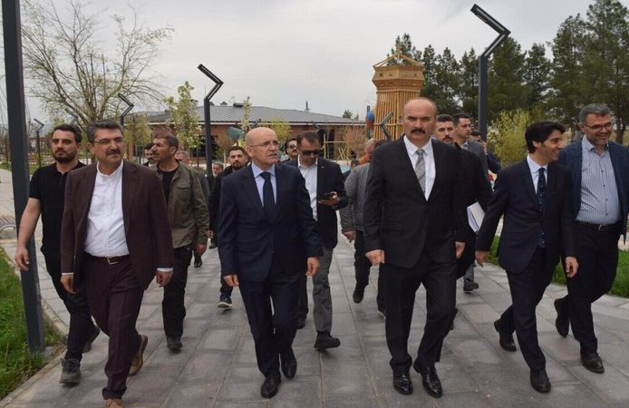 Bakan Şimşek ve Bakan Yardımcısı Kaya Baba Ocağı Batman’da