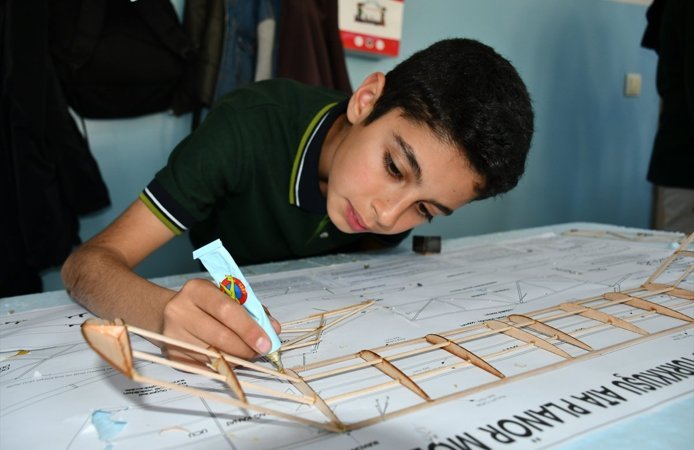 Uçak Yapımını Uygulamalı Öğreniyorlar