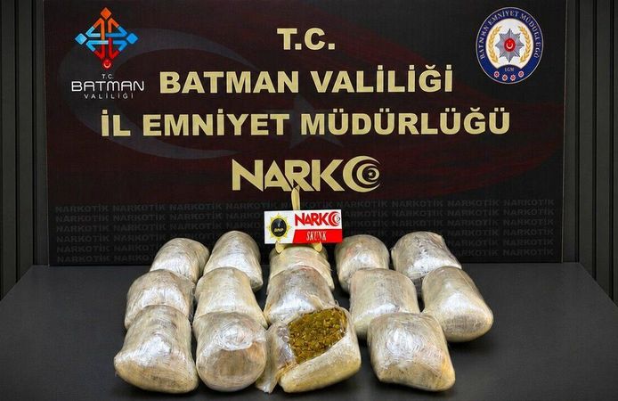 Batman Girişinde 7 Kilo 400 Gram Skunk Ele Geçirildi: 2 Tutuklama