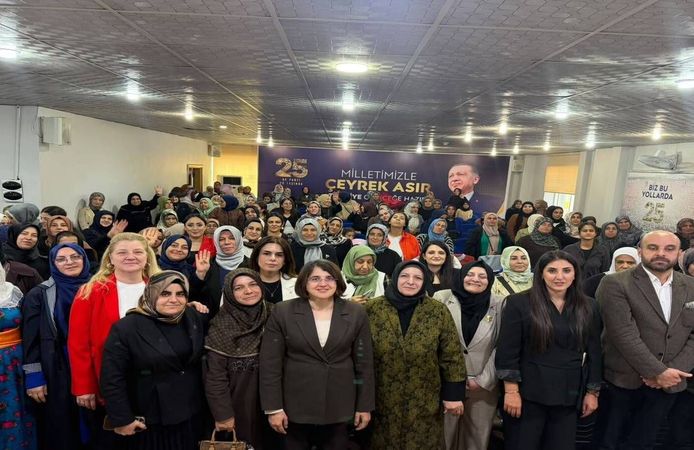 AK Parti Batman Kadın Kolları Danışma Meclisi Toplandı