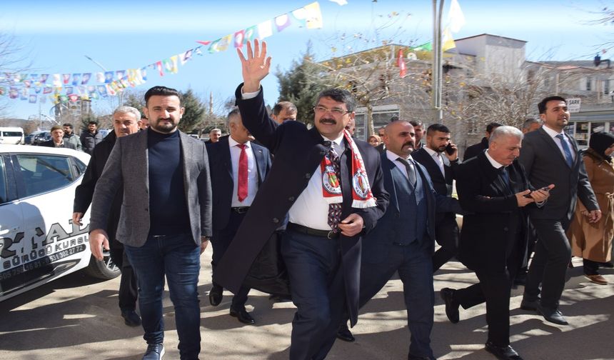 Gercüş'te AK Parti Seçim Lokali Açıldı