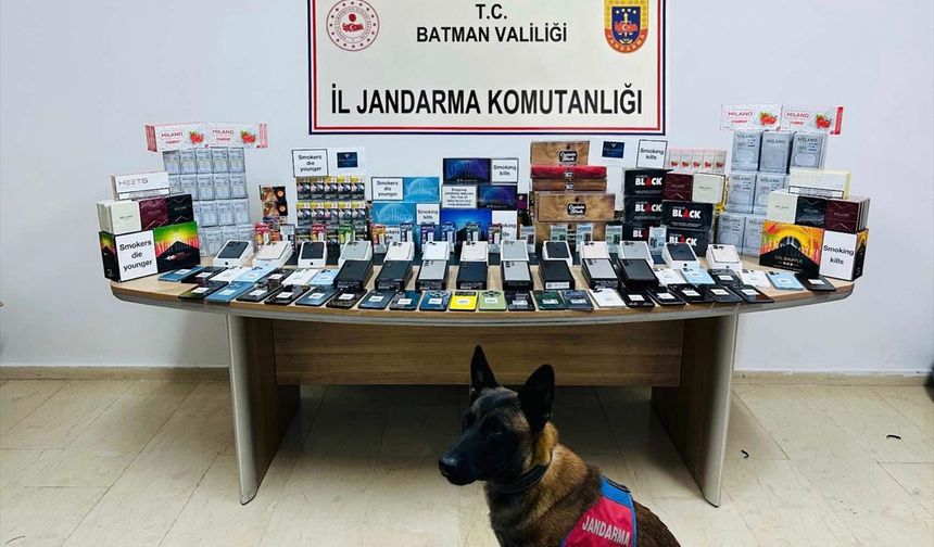 Batman'da gümrük kaçağı sigara ve cep telefonu ele geçirildi