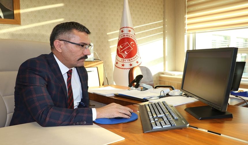 Başsavcı Şahingöz, AA'nın Objektifinden Yılın Karelerini Seçti