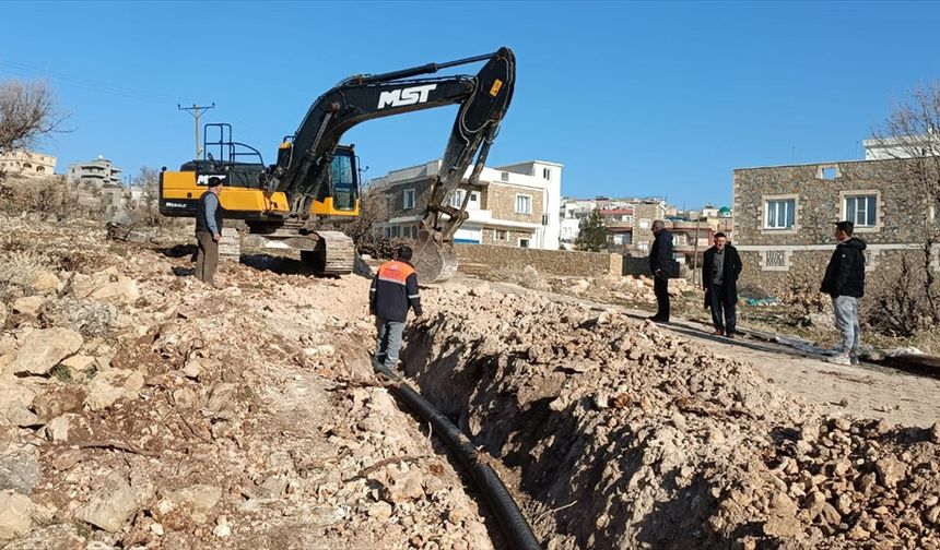 Mardin'de 4 bin 190 metre içme suyu ve atık su hattı döşendi