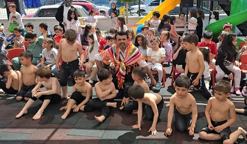 Minik pehlivanlar Antalya Kumluca’da mindere çıktı