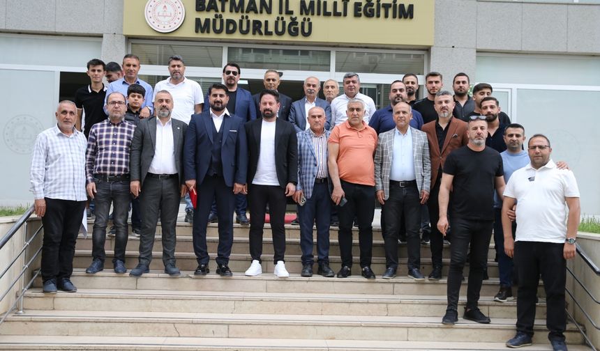 Batman Sürücü Kursları ve Eğitimcileri Derneği Başkanlığına Cemalettin Barlık seçildi