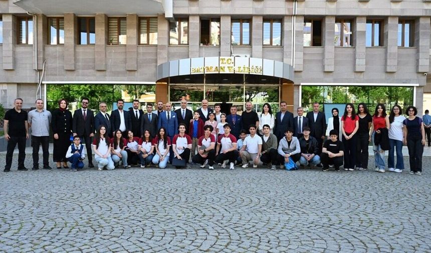 Batman'ın Genç Beyinleri TÜBİTAK'ta Destan Yazdı