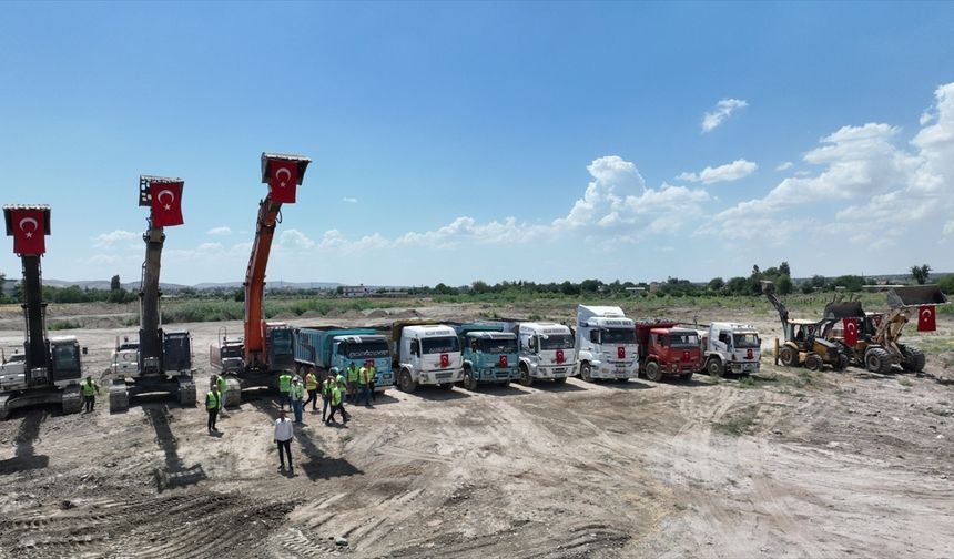 Birecik'te atık su arıtma tesisinin temeli atıldı
