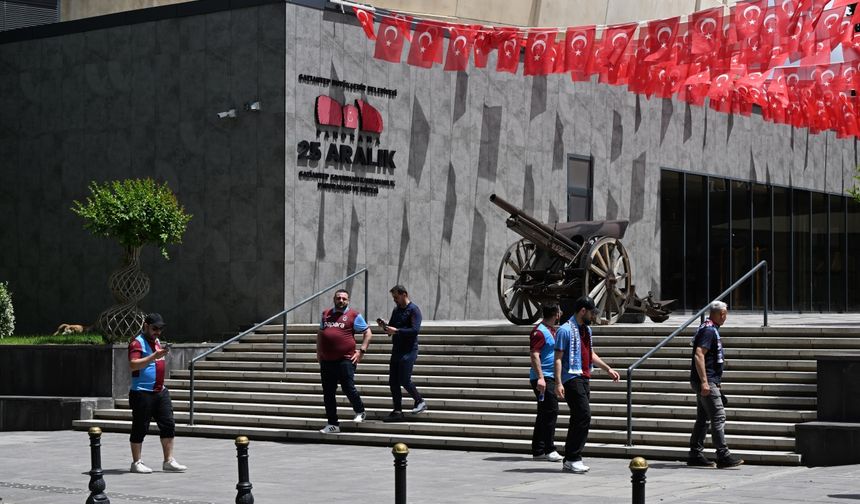 Gaziantep'in uğrak mekanlarında "kupa" yoğunluğu