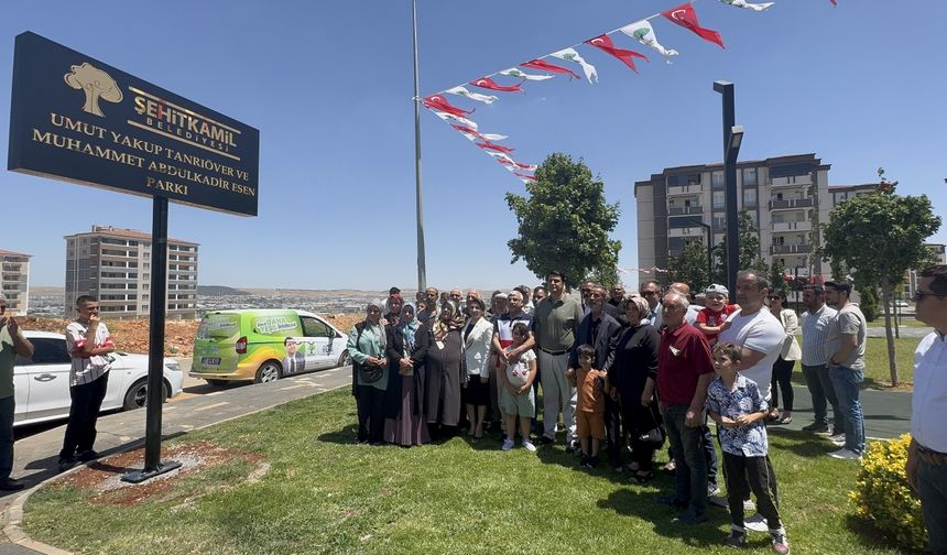 Gaziantep'te trafik kazasında hayatını kaybeden muhabirlerin isimleri parka verildi