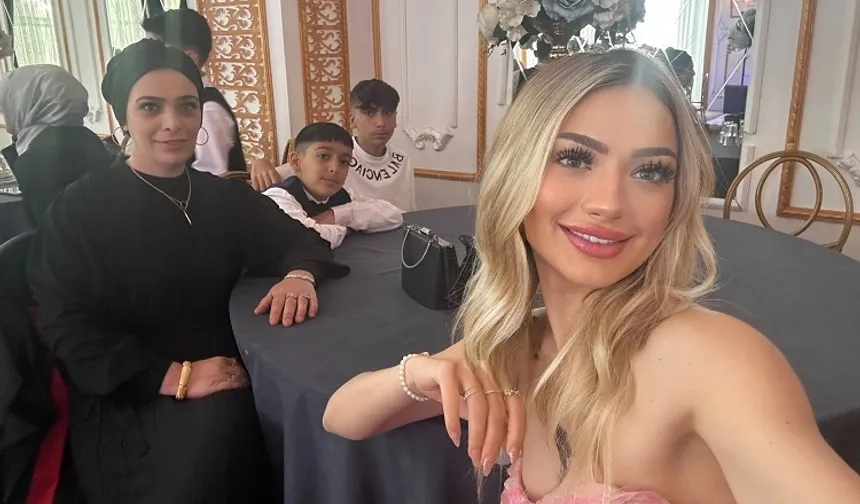 Nevide Çiçek’ten aile saadetli mezuniyet çıkarması