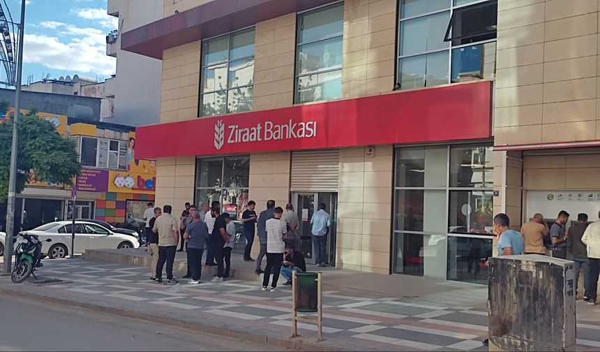 Şanlıurfa'da banka müdürüne bıçak çekerek para çalmaya çalışan kişi yakalandı