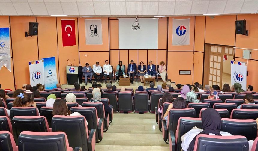 Türkiye'nin yöresel lezzetleri GAÜN'de buluştu